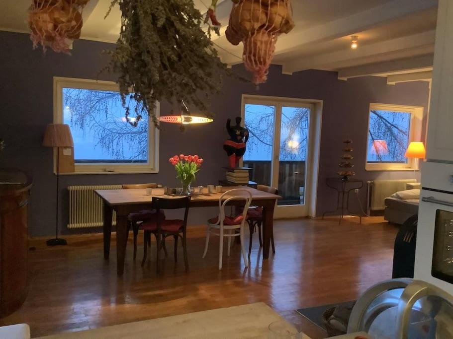Charmantes Landhaus Mit Garten Und Traumhaftem Fernblick Thal  Esterno foto