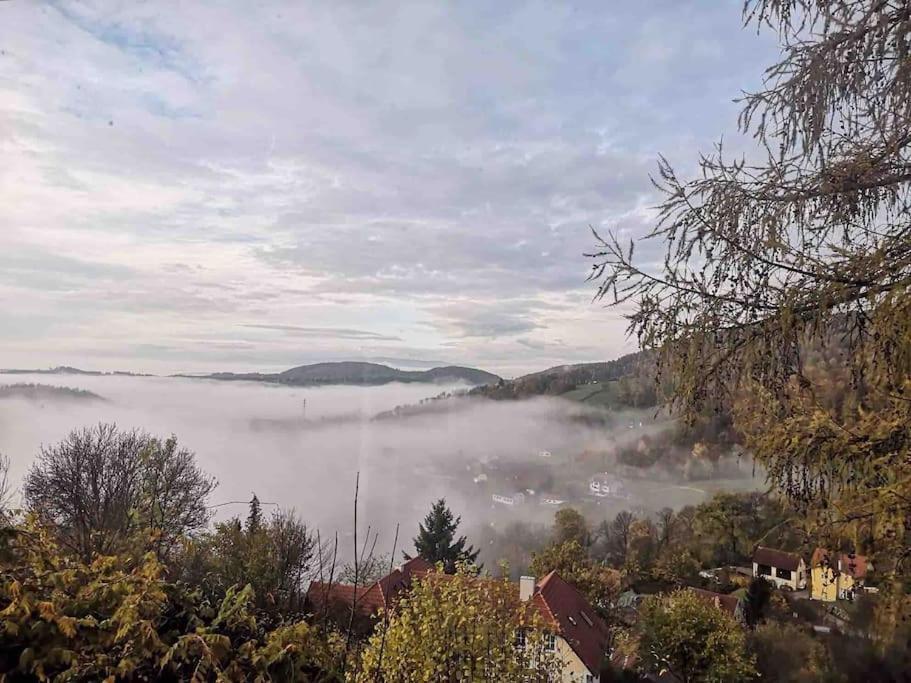Charmantes Landhaus Mit Garten Und Traumhaftem Fernblick Thal  Esterno foto